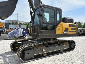 Преимущества аренды экскаватора для малого бизнеса в Новом Уренгое